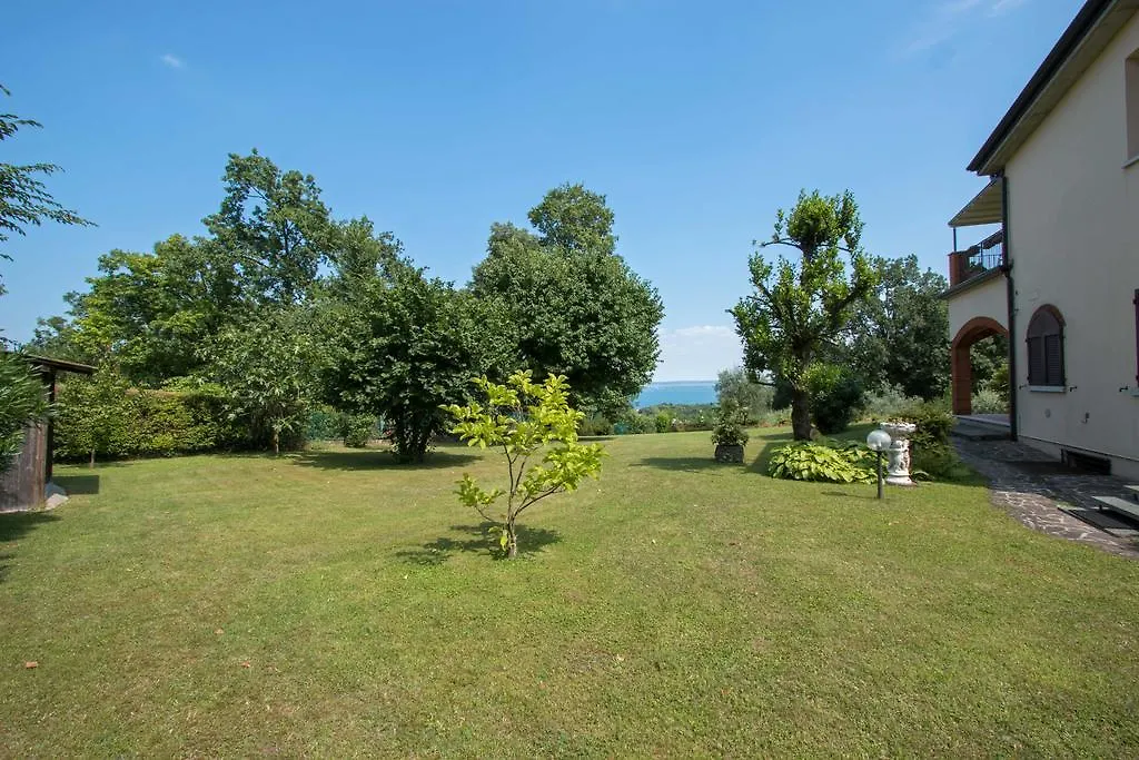 Daller Bianca Apartment By Wonderful Italy Soiano Del Lago