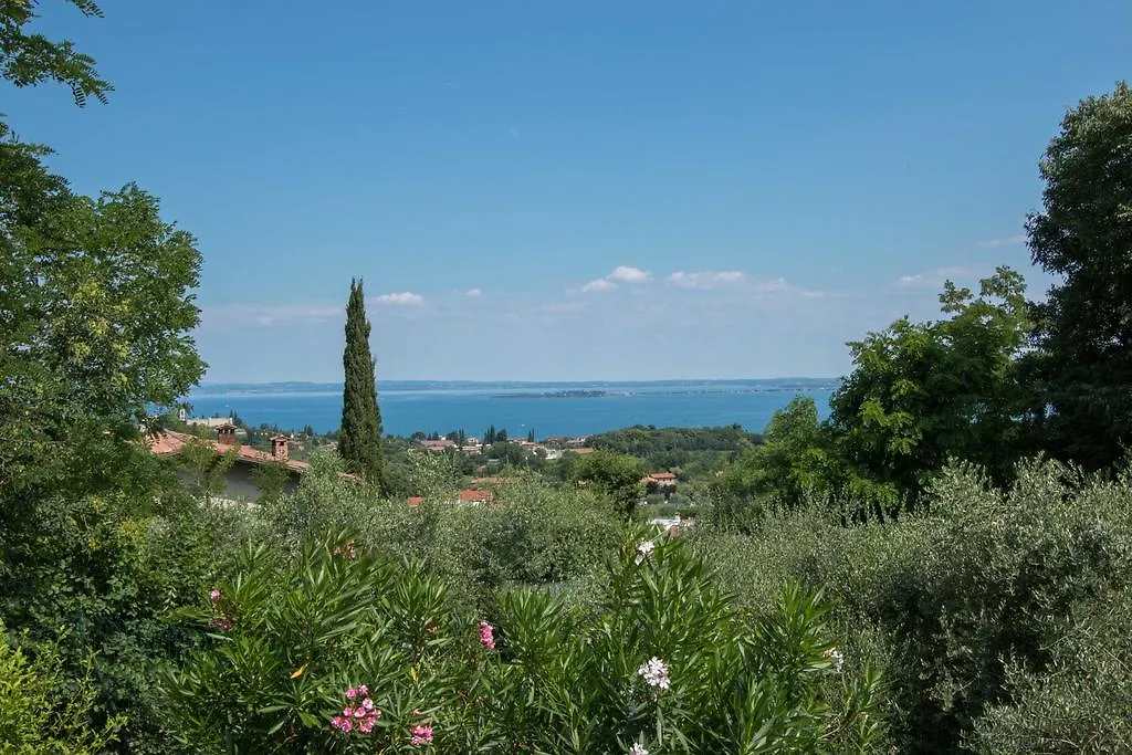 Daller Bianca Apartment By Wonderful Italy Soiano Del Lago