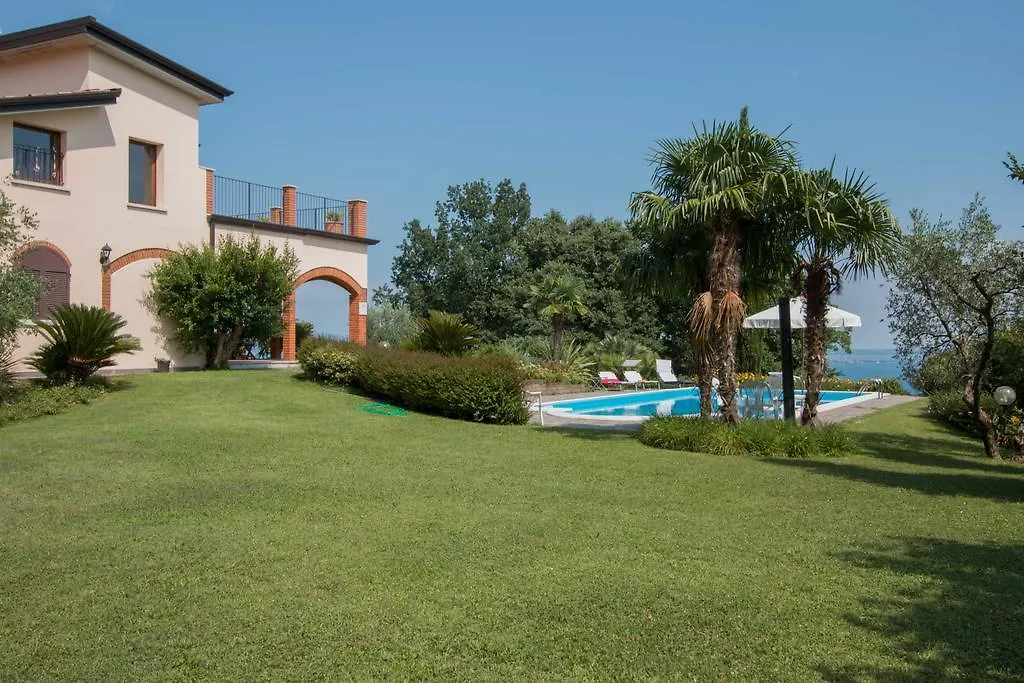 Daller Bianca Apartment By Wonderful Italy Soiano Del Lago